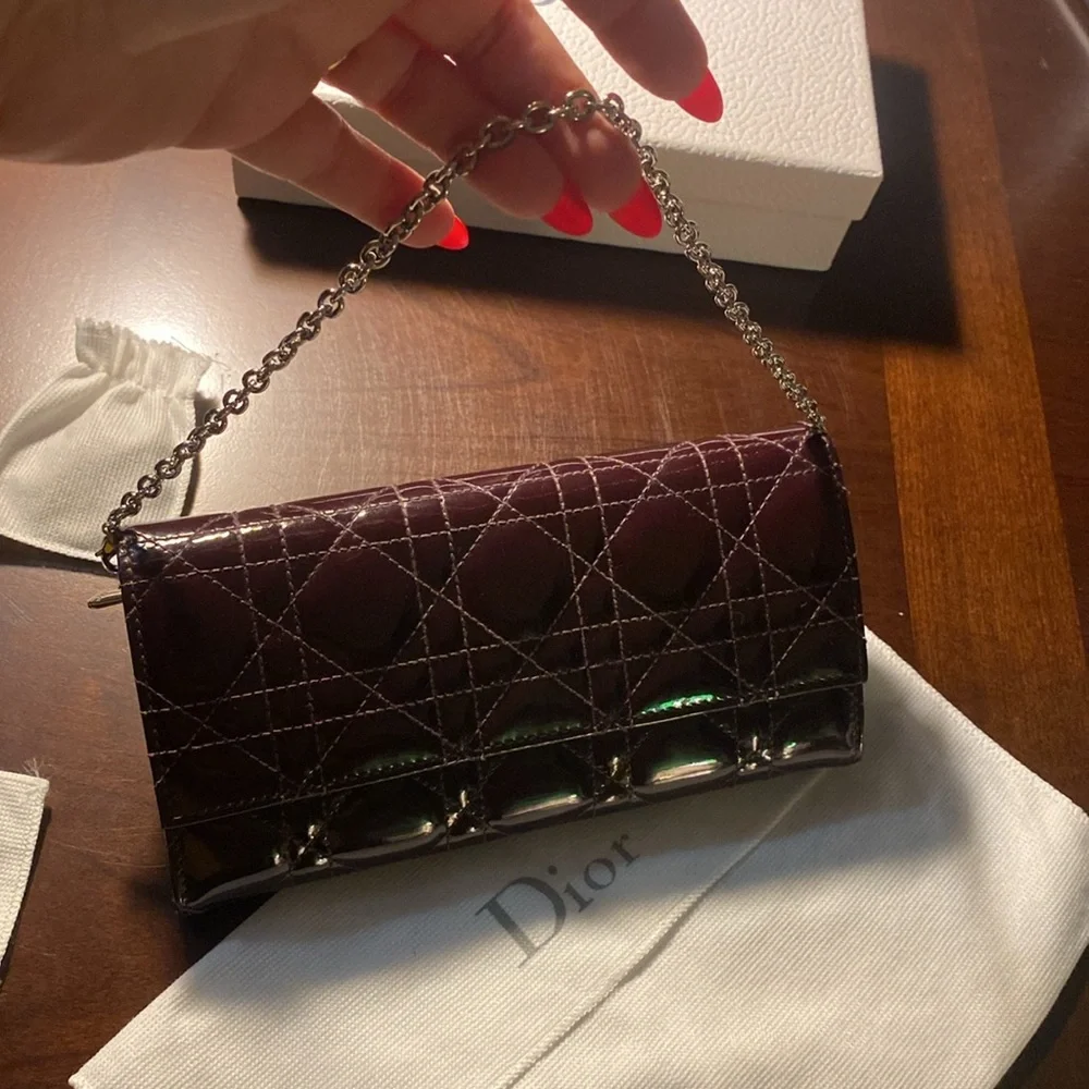 💎Christian Dior, purple patent leather wallet on chain 💎